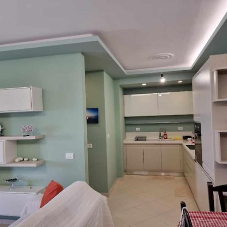 Two Suns Apartament Sarande Ngoại thất bức ảnh