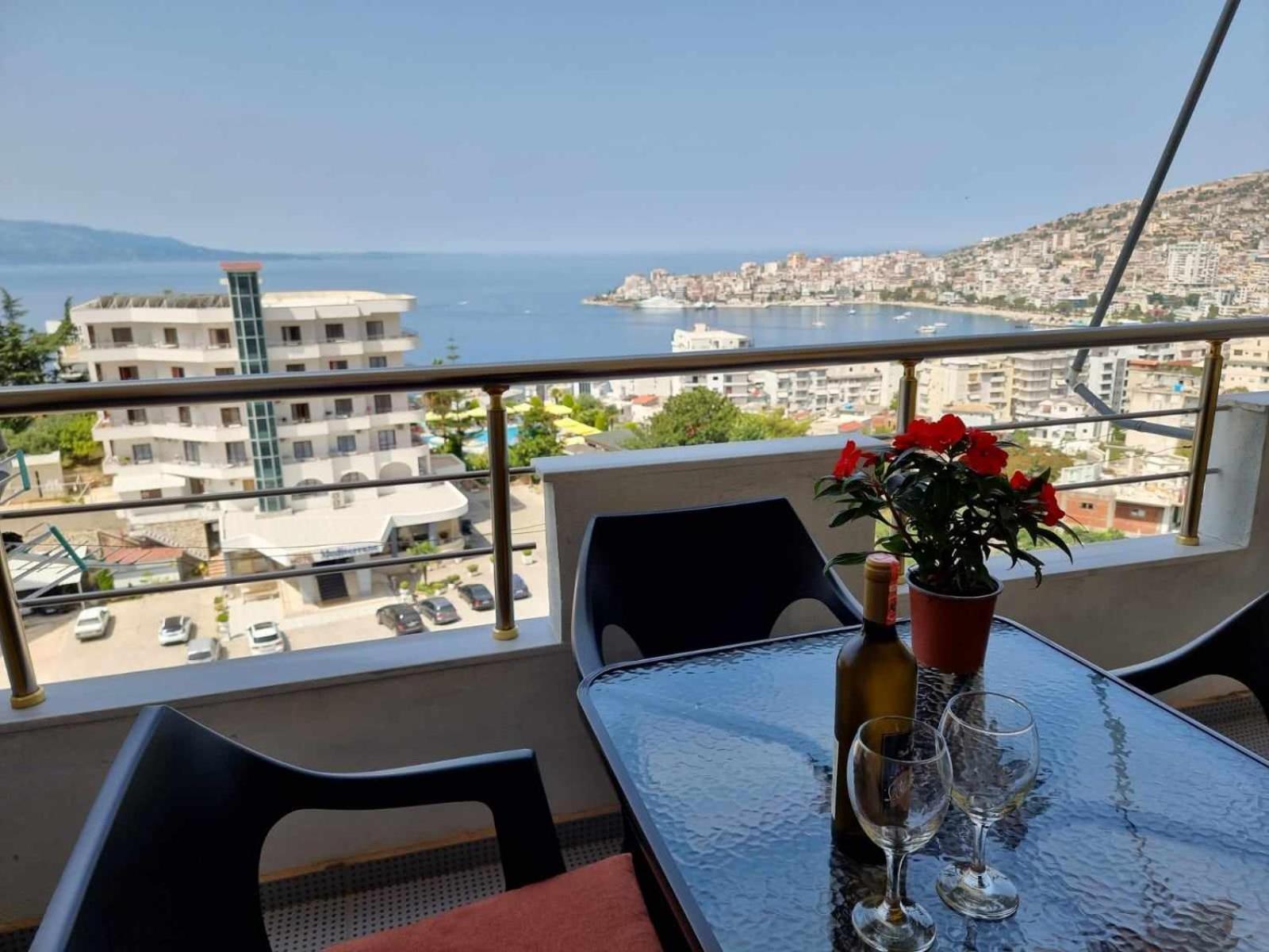 Two Suns Apartament Sarande Ngoại thất bức ảnh