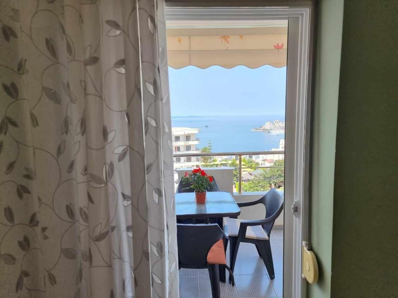 Two Suns Apartament Sarande Ngoại thất bức ảnh